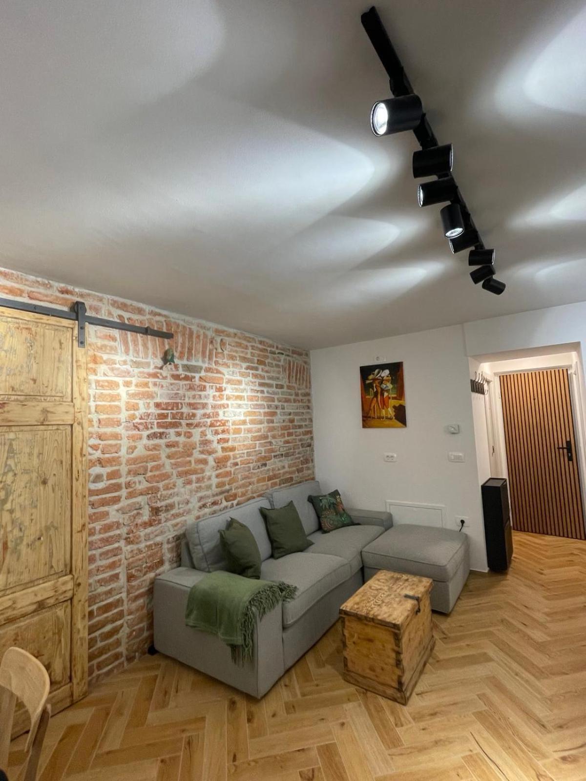 Gg Art Apartments III Любляна Екстер'єр фото