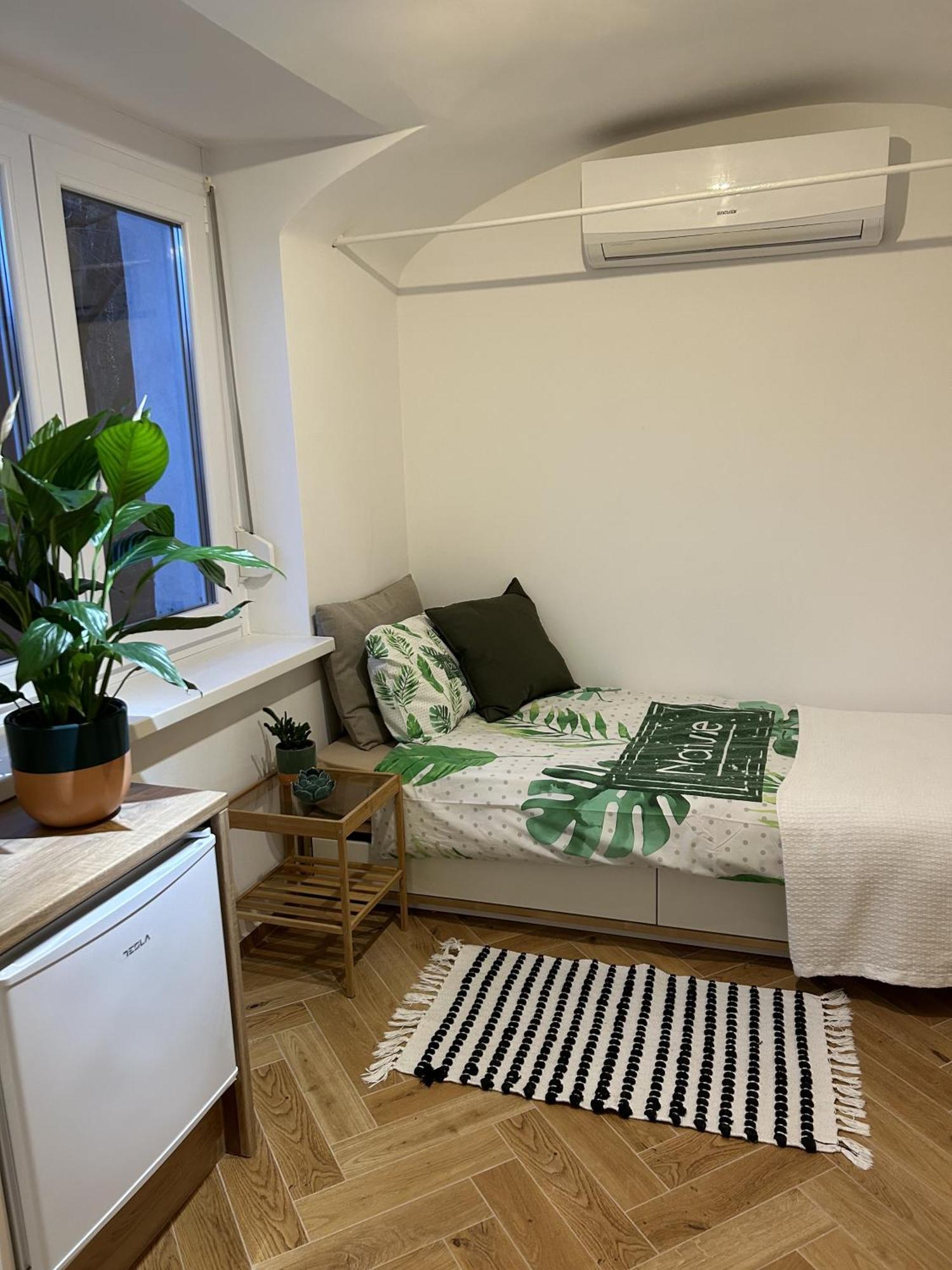 Gg Art Apartments III Любляна Екстер'єр фото